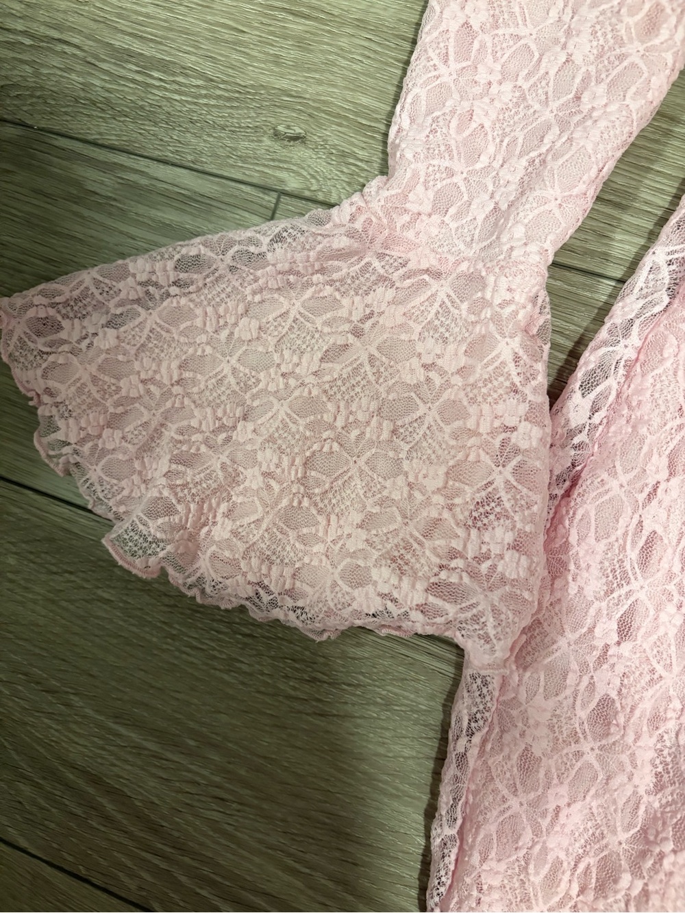 Oh Polly Verena Off-Shoulder Ruffle Lace Maxi Dress in Soft Pink - Picture 9 of 11